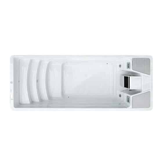 Vue de dessus du Spa de nage D600P : un spa de nage rectangulaire blanc avec des marches intégrées à une extrémité, deux zones d'assise avec appuis-tête à l'extrémité opposée et des panneaux de commande sur les côtés.
